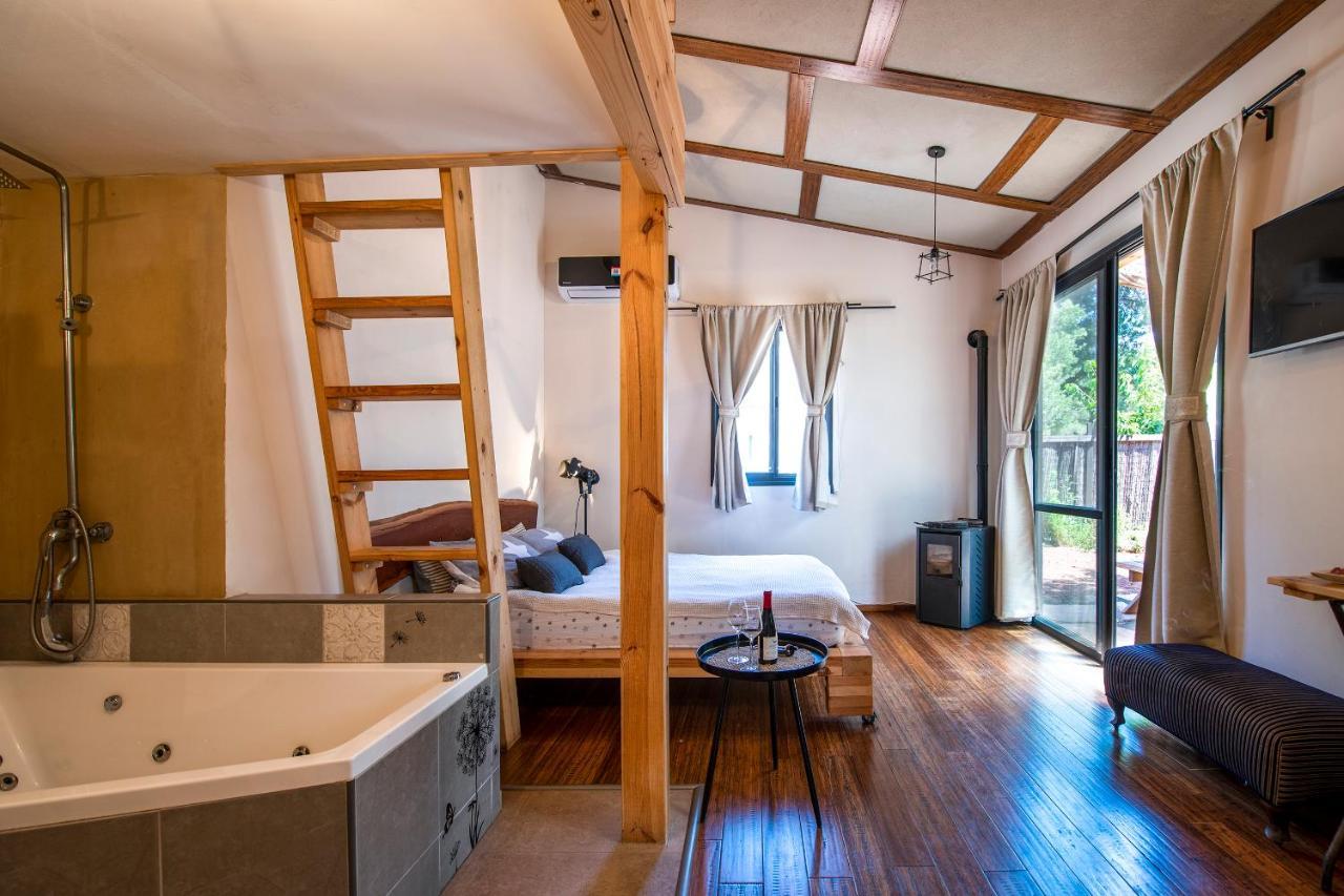 Gate Away B&B Units - המקום באל רום ภายนอก รูปภาพ