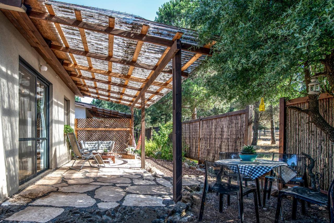 Gate Away B&B Units - המקום באל רום ภายนอก รูปภาพ