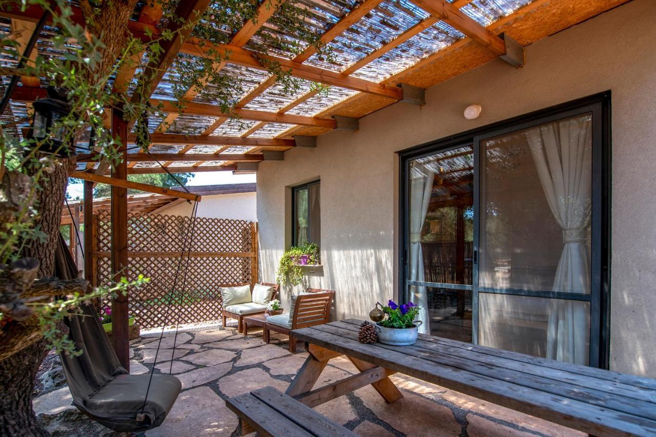 Gate Away B&B Units - המקום באל רום ภายนอก รูปภาพ